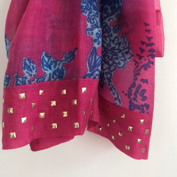 Lilly Pulitzer scarf - Picture 2 of 3